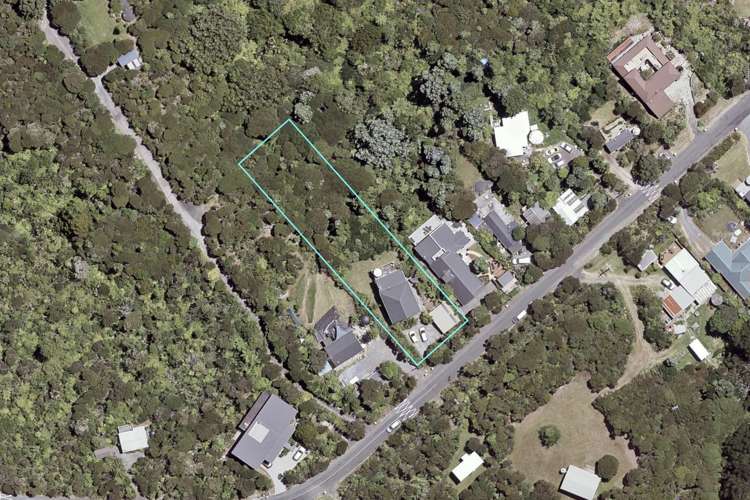 41 Te Ahuahu Road Piha_19