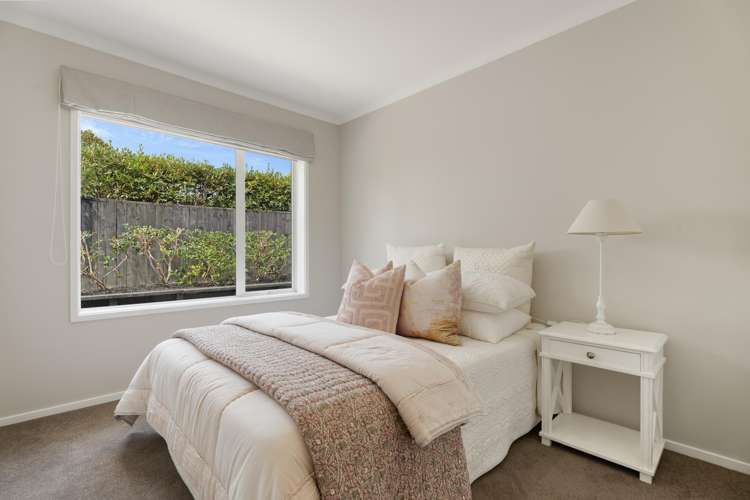 11 Holly Way Sunnyhills_24