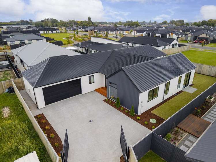 11 Lorenzos Lane Halswell_0