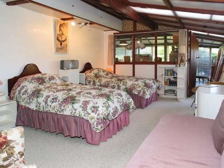 21 Olivia Crescent Tawa_11