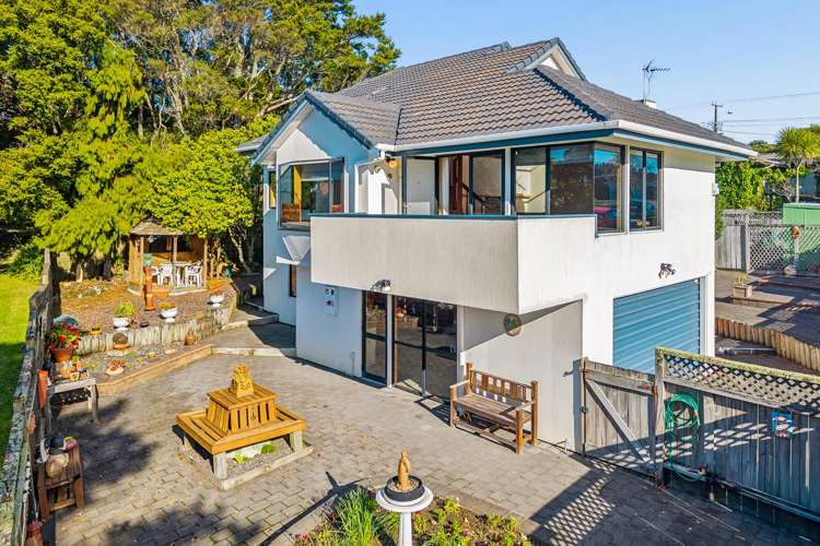 1 Havelle Avenue Titirangi_11