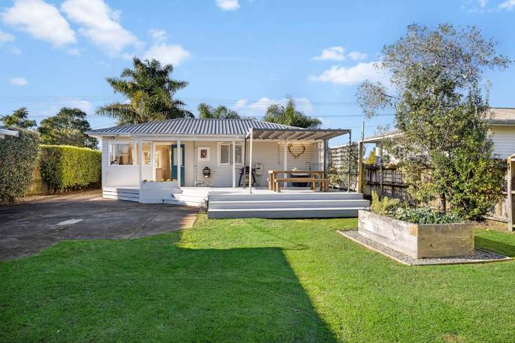 237 Parkhurst Road Parakai_6