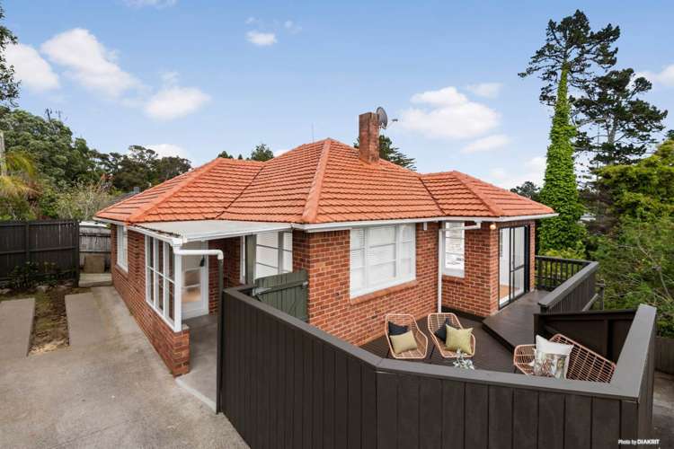 213 Titirangi Road_0