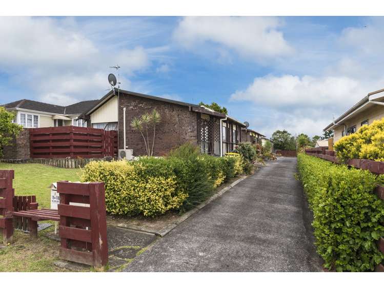 2/86 Roberts Road Te Atatu South_17