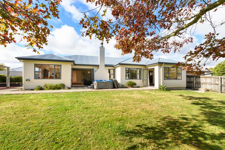 8 Almond Grove Feilding_19