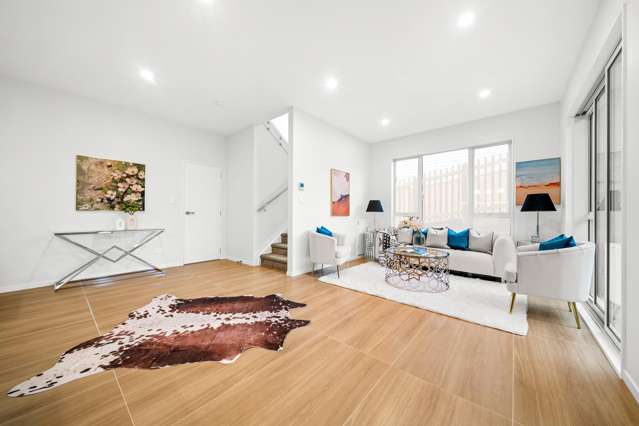 Stunning Standalone In The Heart of Albany
