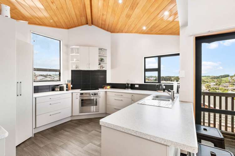 130 Valley Road Pukekohe_7