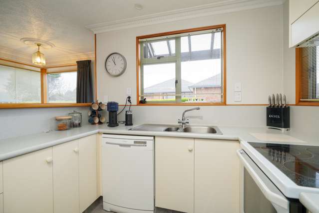 11B McAuley Place Waikiwi_4