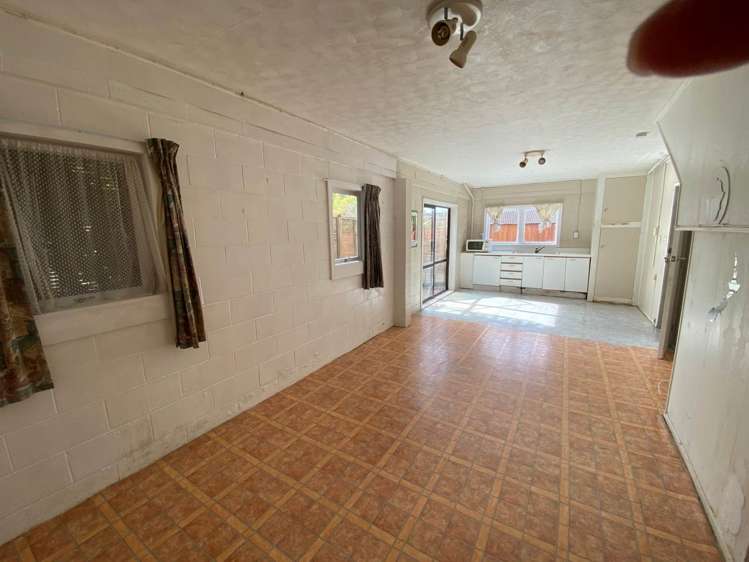 1/11 The Rosebowl Sunnyhills_8