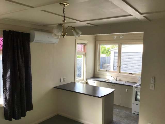 2/99 Shamrock Street Takaro_2