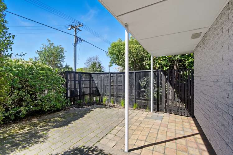 2/100 Southampton Street Sydenham_3