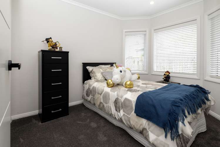 2/17 The Parade Bucklands Beach_24