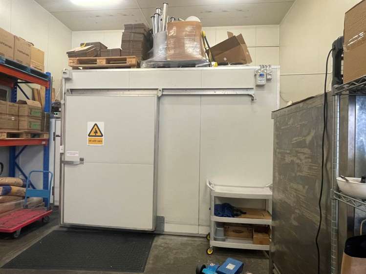 Unit E/12 Vega Place Rosedale_5