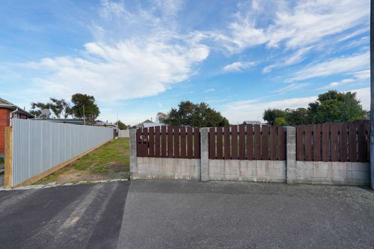23 Manapouri Street_5