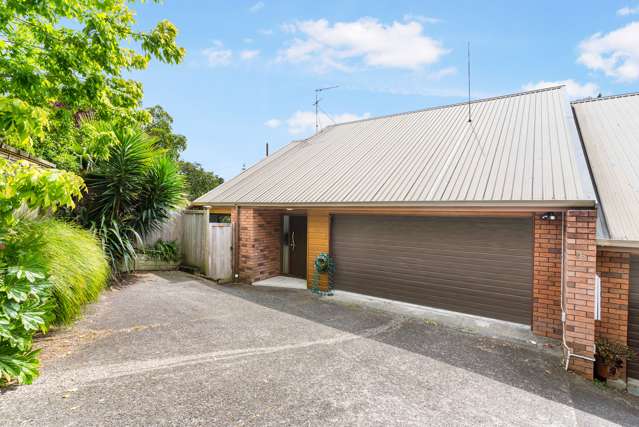 1/16 Cairnbrae Court Northcross_1