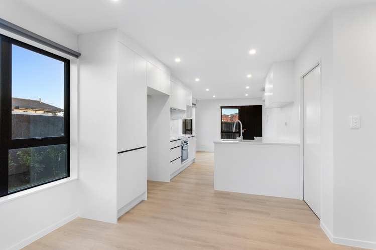 27E Von Sturmer Street Mangere East_7