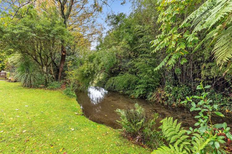 57 Barnard Road Fairy Springs_26