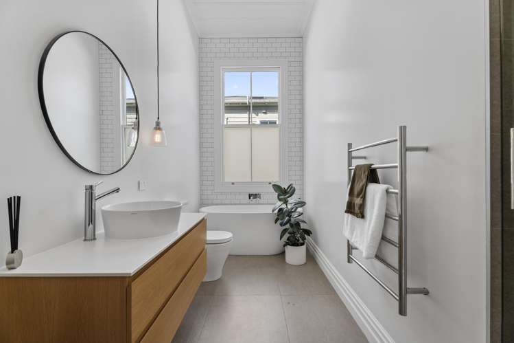 1/21 Foch Avenue Mount Roskill_23