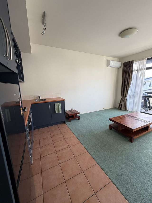 140/2 Armoy Drive East Tamaki_3