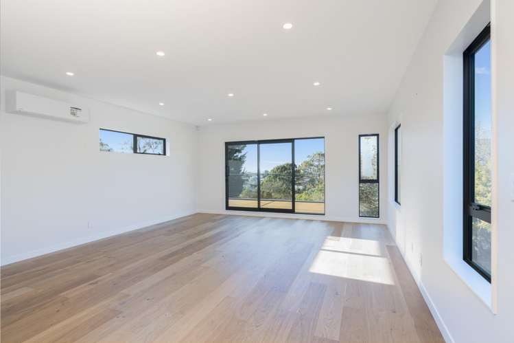 608a Beach Road Rothesay Bay_9