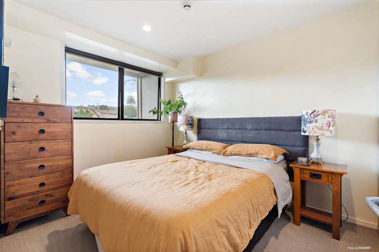 1c/21 Saint Jude Street Avondale_5
