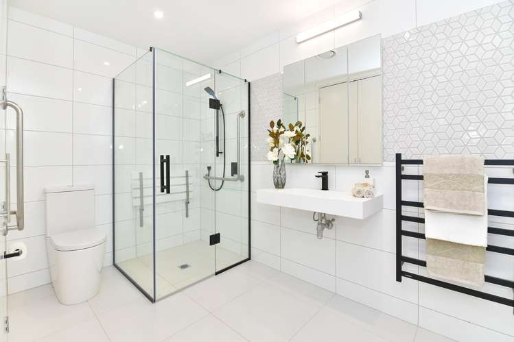 303/252 Centreway Road Orewa_11