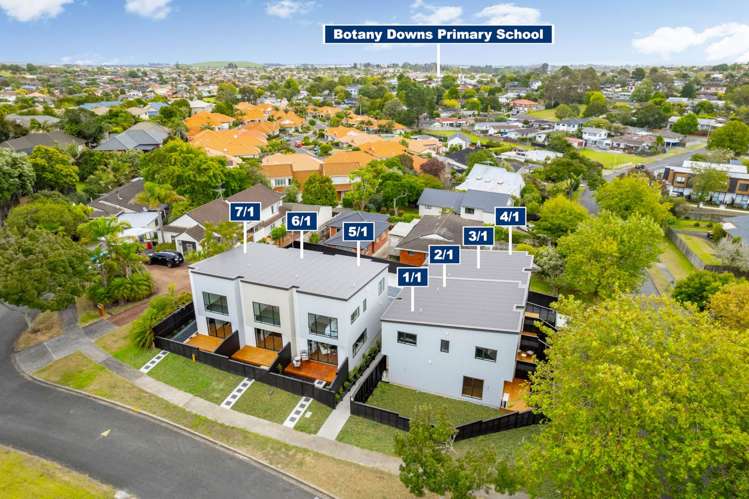 2/1 Photinia Place Botany Downs_14