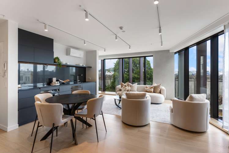 201/38 Khyber Pass Road_0