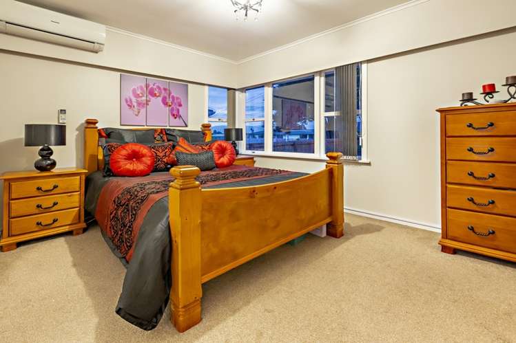 142 Russell Road Manurewa_14