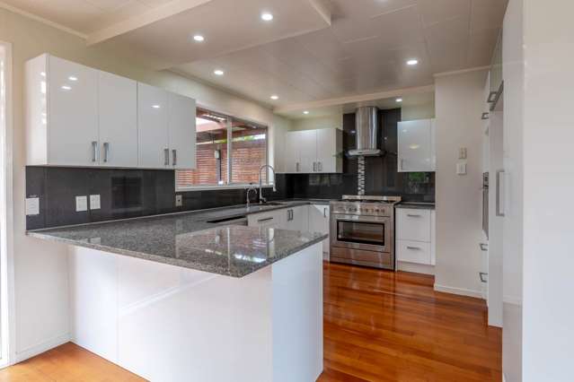 9 Waikaremoana Place Pakuranga Heights_3