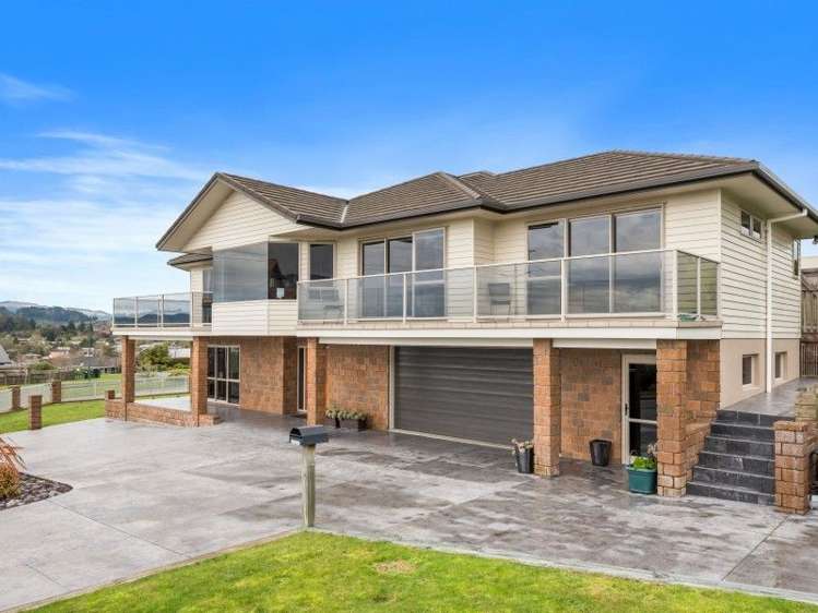 2 Linden Place Westbrook_1