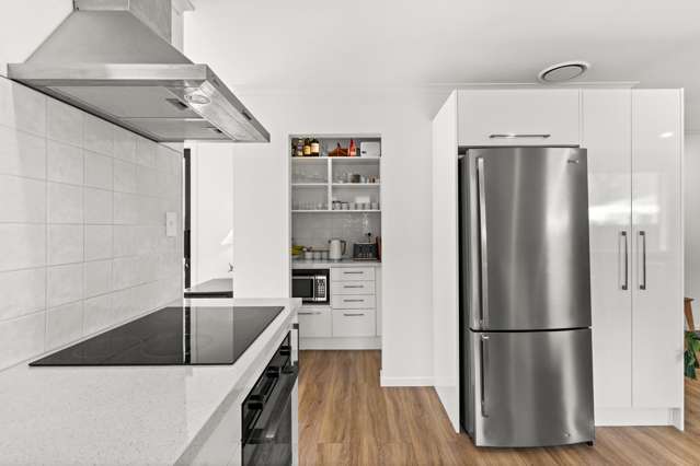 23 Golding Road Taradale_4