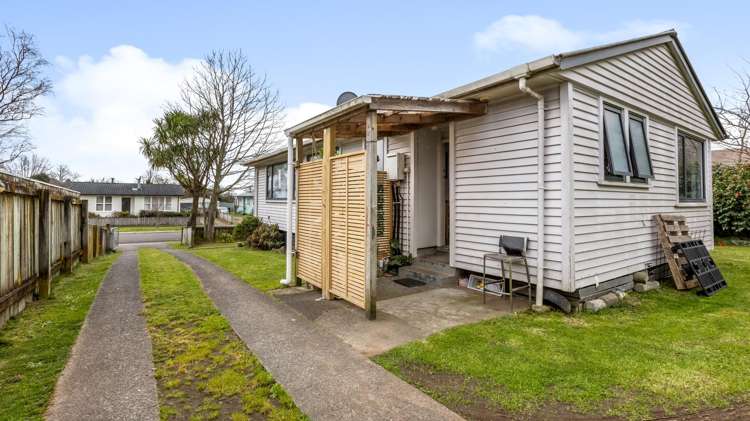 18 Harata Street Turangi_23