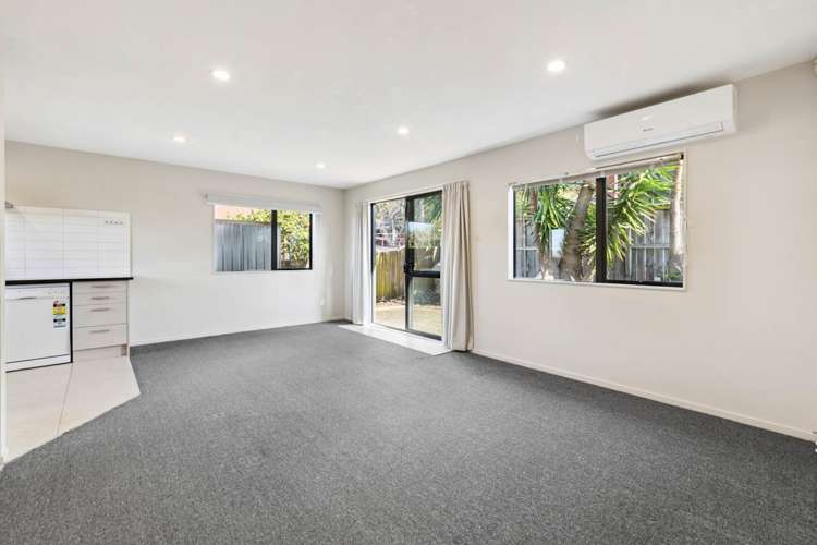 2 Sherie Place Howick_13