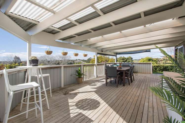 107 Thompsons Track_2