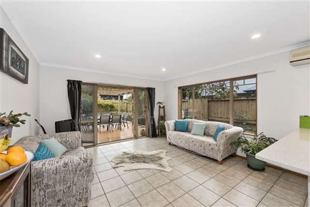 7 Sovereign Place Rototuna North_1