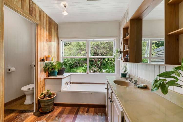 611 Awhitu Road Pollok_10