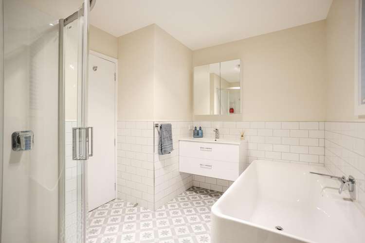 44 and 58 Hilton Road Highcliff_18