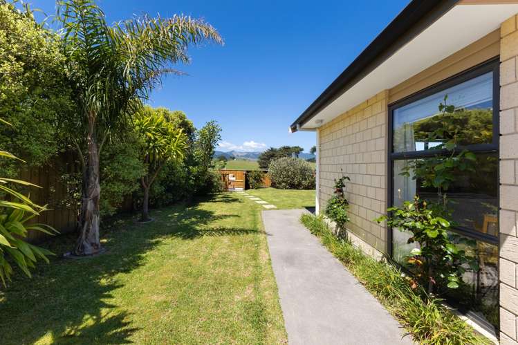 94 The Drive Paraparaumu Beach_28