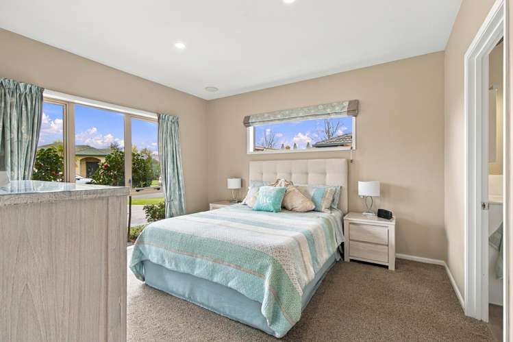 4 Montego Close Shirley_11