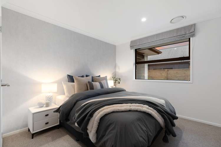 160 Lakes Boulevard Pyes Pa_17