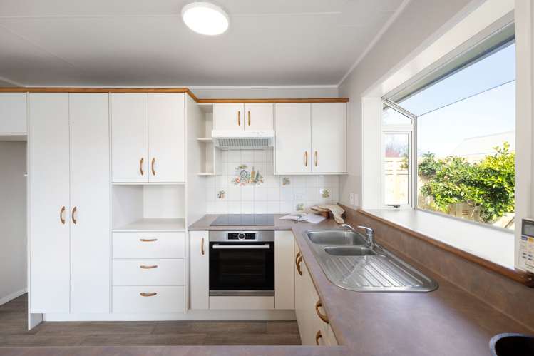 5 Ash Place Pukete_9