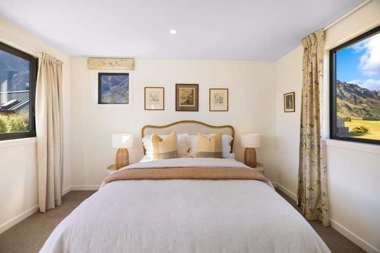 1 Brett Lane Jacks Point_10