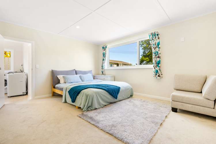 13 Kyle Road Greenhithe_11