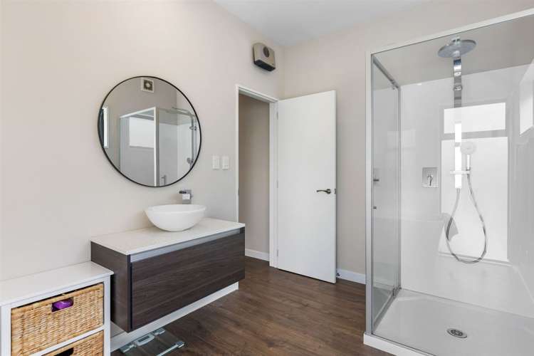 5 Tideswell Lane Huntsbury_18