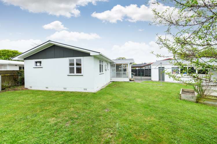 30 Mokau Place Terrace End_20