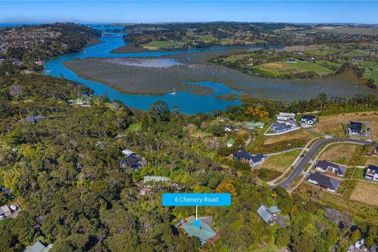 6 Chenery Road Red Beach_27