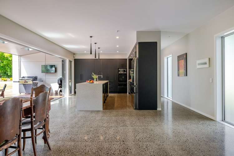 299 Reid Line East Colyton_9