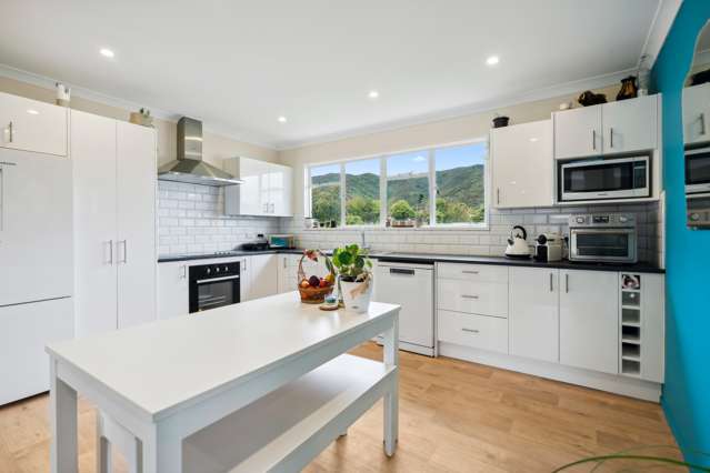 2 Westminster Road Wainuiomata_3