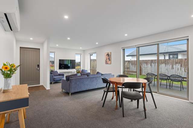 33 Cressy Place Darfield_1